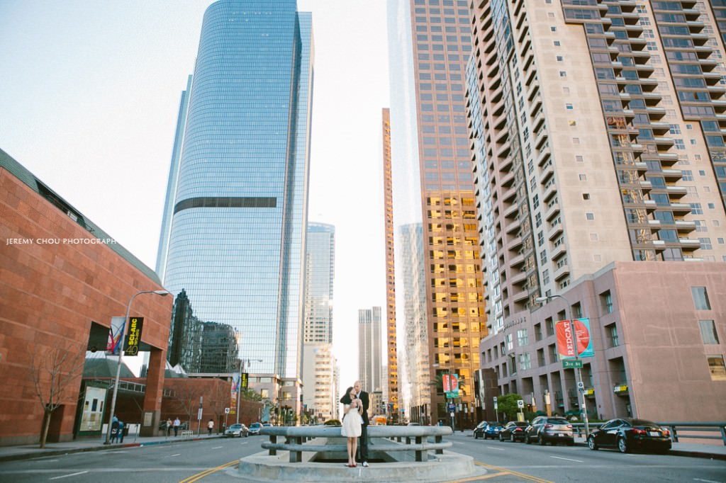 downtown-los-angeles-engagement-pictures-014