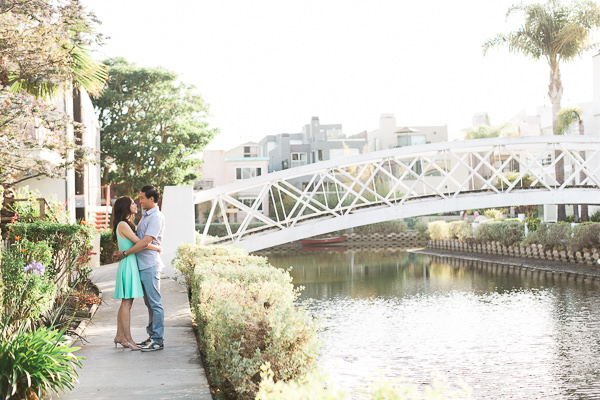venice-canal-california-engagement-photography-0003