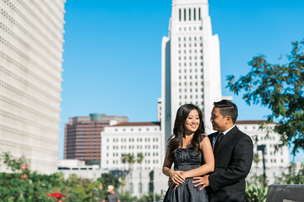 downtown-los-angeles-engagement-pictures (17)