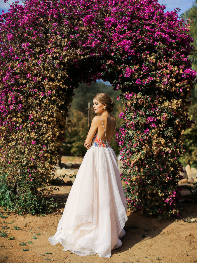 romantic-lavender-field-bridal-inspiration-shoot-0006