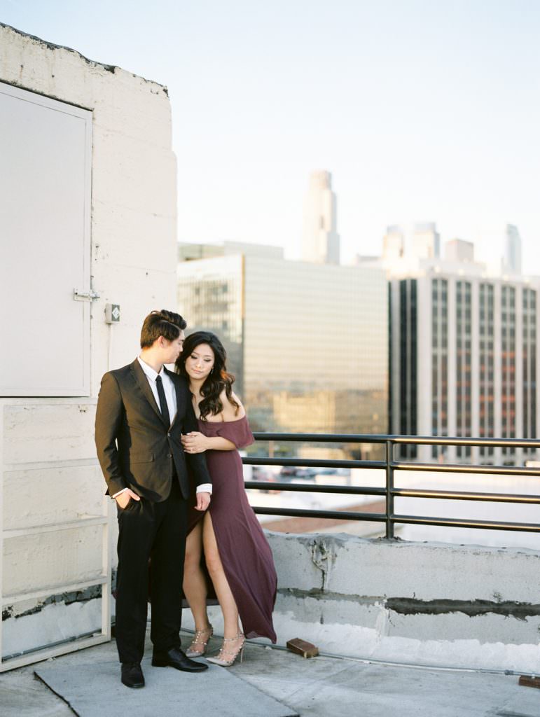 DOWNTOWN LOS ANGELES IN HOME ROOFTOP ENGAGEMENT SESSION-0029